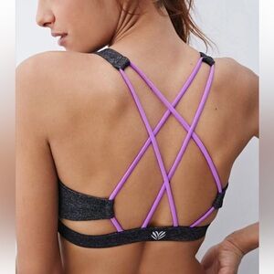 Crisscross Strappy Sports Bra